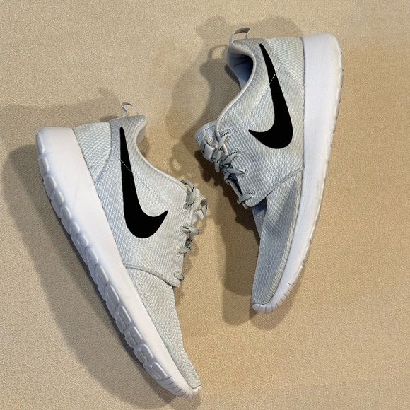 Nike Rosherun One - Picture 3 of 9